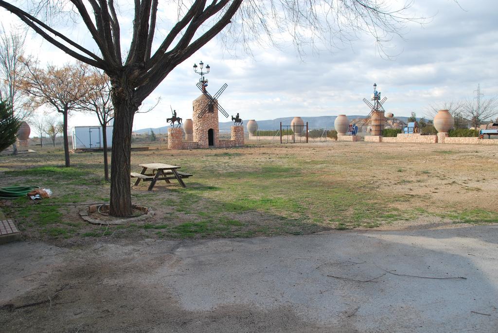 Alojamiento Rural Los Delfines Valdepeñas Exterior foto